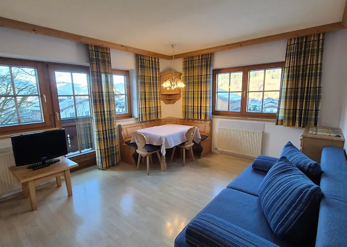 アパートホテル Activ Wellness - Schermerhof