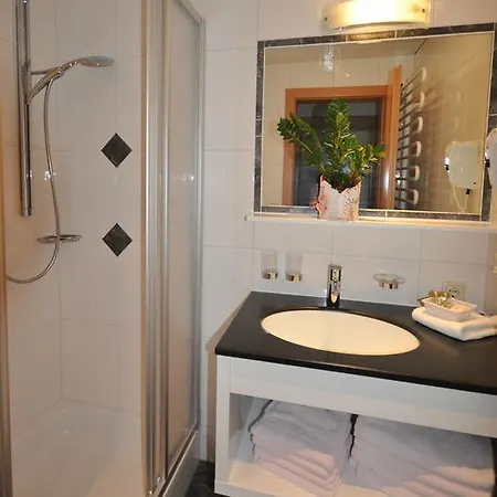 Hotel apartamentowy Activ Wellness - Schermerhof 3*